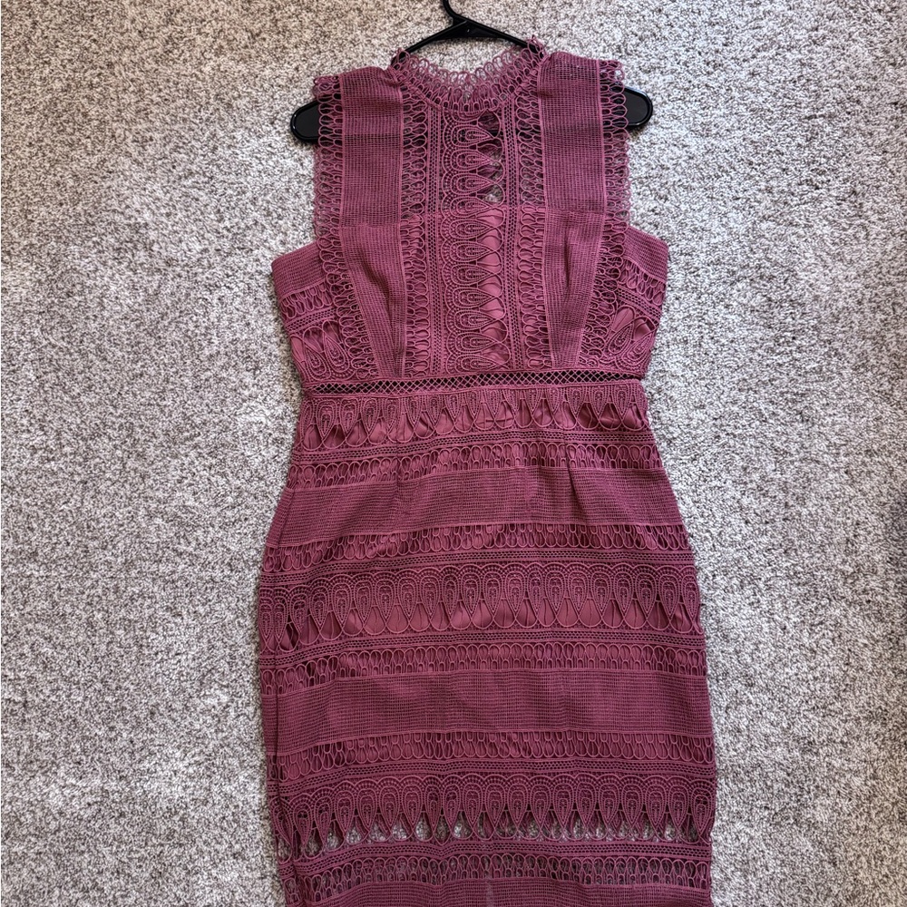Bardot Lace Midi Dress in Plum